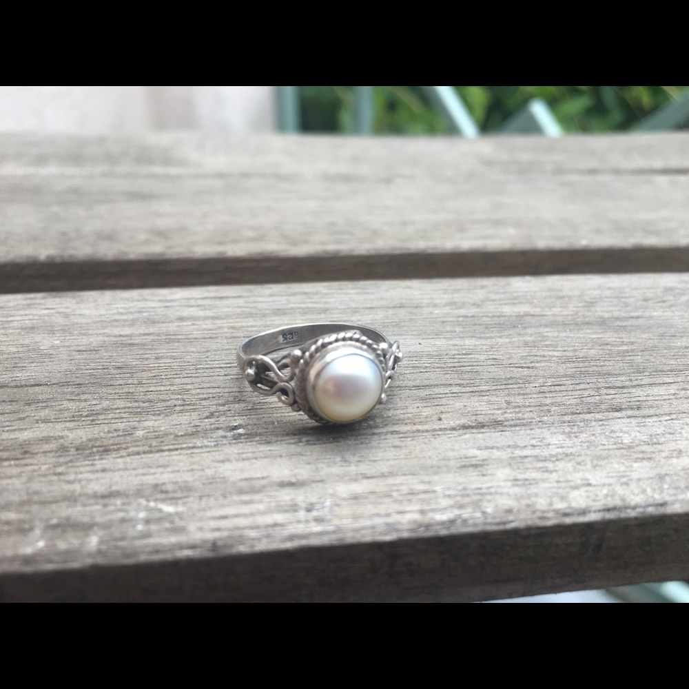 Pearl ring .925 sterling silver size 7